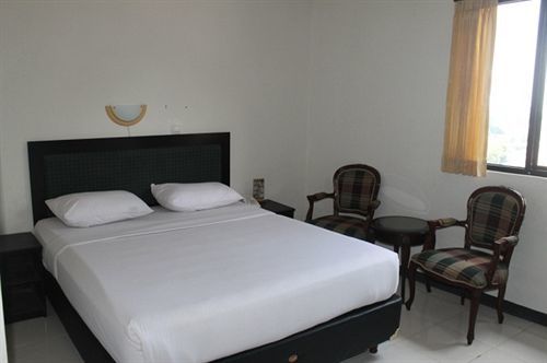 Hotel Cihampelas 1 Μπαντούνγκ Εξωτερικό φωτογραφία