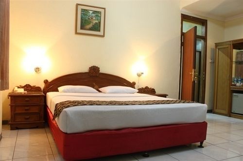 Hotel Cihampelas 1 Μπαντούνγκ Εξωτερικό φωτογραφία